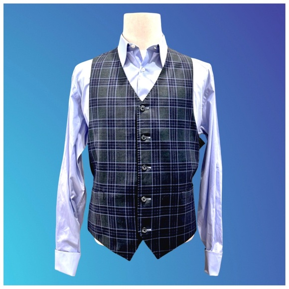 Tom James Royal Classic Men’s Three-Piece Suit. Green, Blue. 44R Altered - Picture 11 of 14